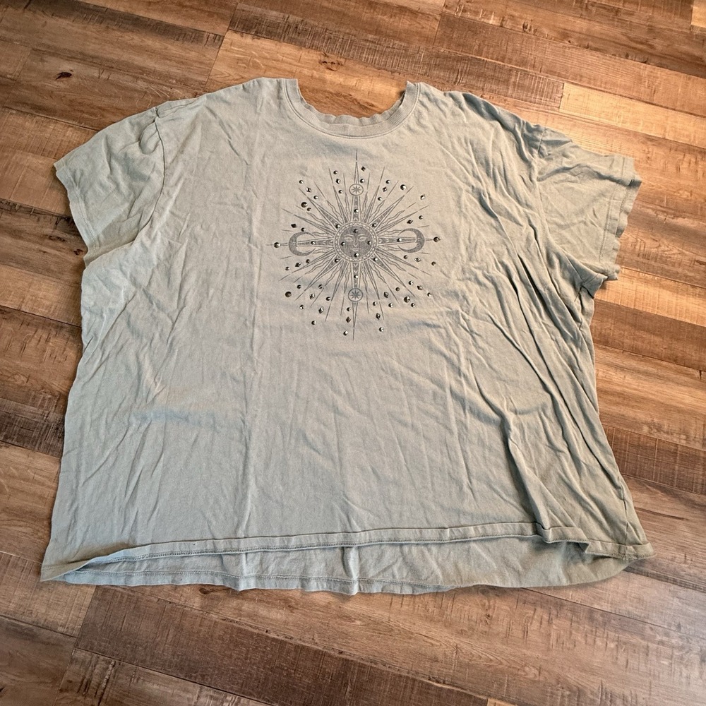 Torrid Sun And Moons Relaxed Heritage Jersey Tee Sz 4 Casual